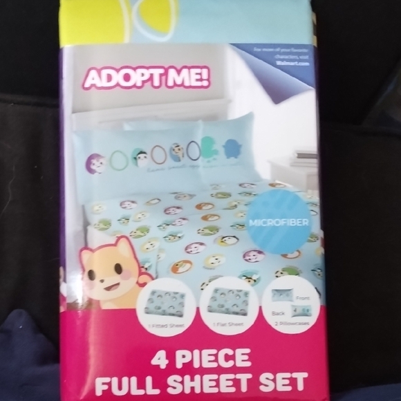 Adopt Me Microfiber Full Sheet Set - Picture 1 of 2